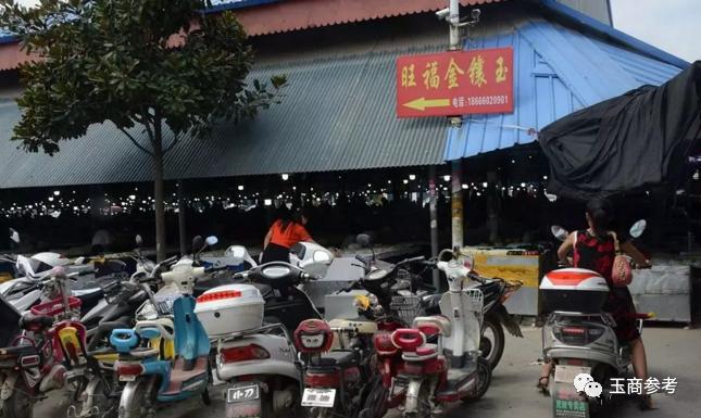 鎮平貼吧科技新品亮相,體驗未來生活新紀元最新動態