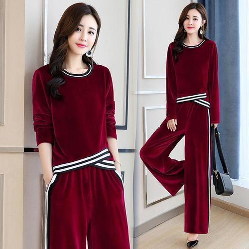 2025秋季女裝流行趨勢,自信與成長力量的時尚變遷