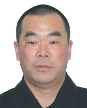 巨野最新通緝，小巷深處的神秘小店在逃人員通報